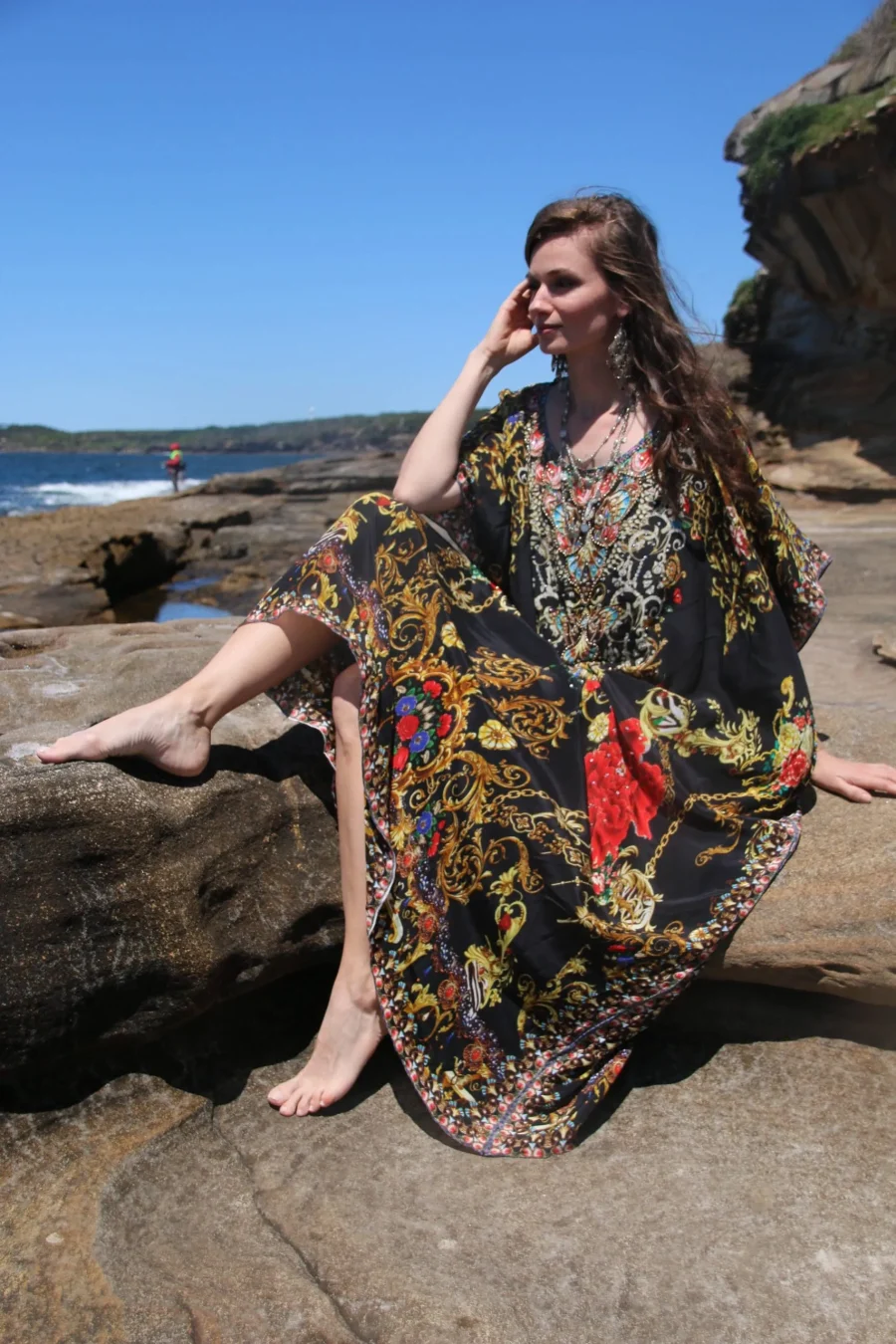 Raisin black round neck long kaftan